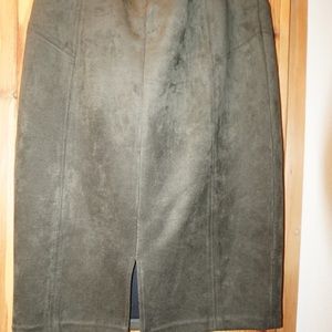 Velvet olive skirt